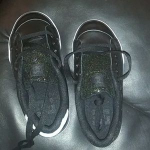 DC shoes